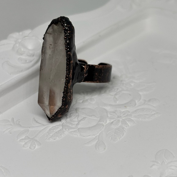 Quartz Tower Ring - Picture 1 of 4